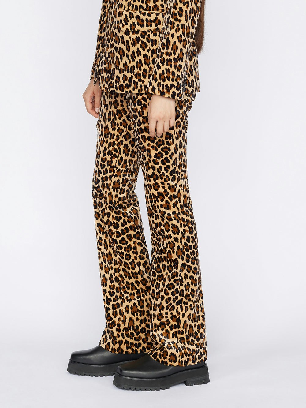 trouser side view